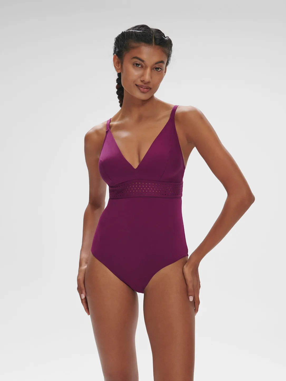 HOYA